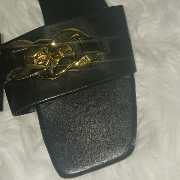 Women gold chain chunky square toe black flat sandals - Picture 5 of 8